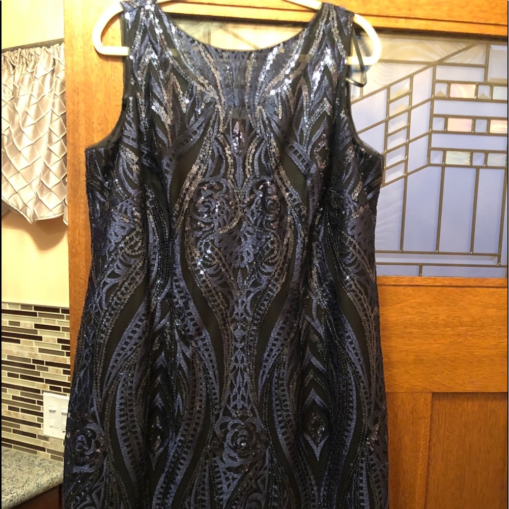 Calvin Klein sequence dress black/navy